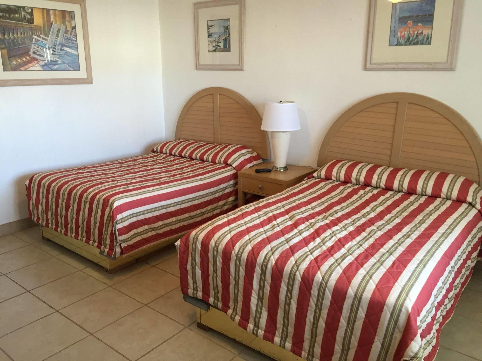 Economy Suites Cypress Gardens エクステリア 写真